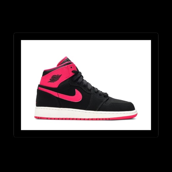 Jordan Other - Youth girls size 5 Jordan Retro High GG Vivid Pink